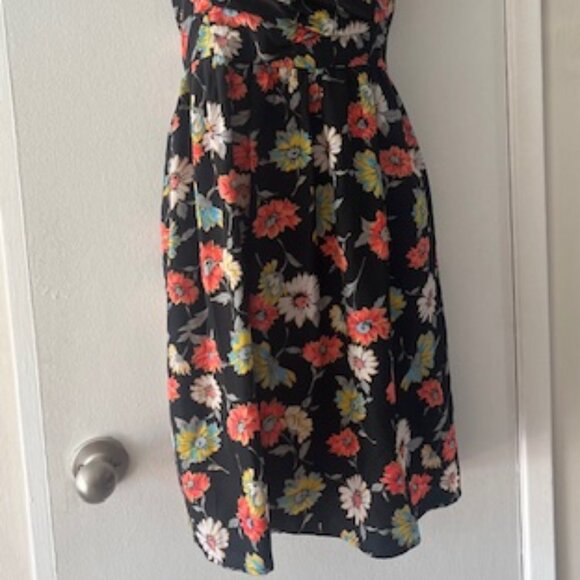 Beautiful Floral Dress ~ Plus Size - Picture 2 of 9